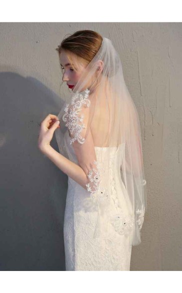 One-tier Cut Edge Fingertip Bridal Veils