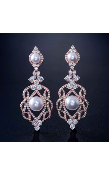 Elegant Alloy With Irregular Pearl Earrings