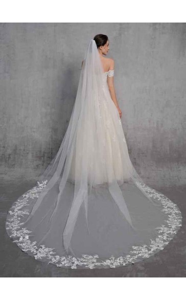 One-tier Cut Edge Cathedral Bridal Veils With Lace